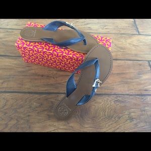 Tory Burch Nora Flat Thing - Mestico